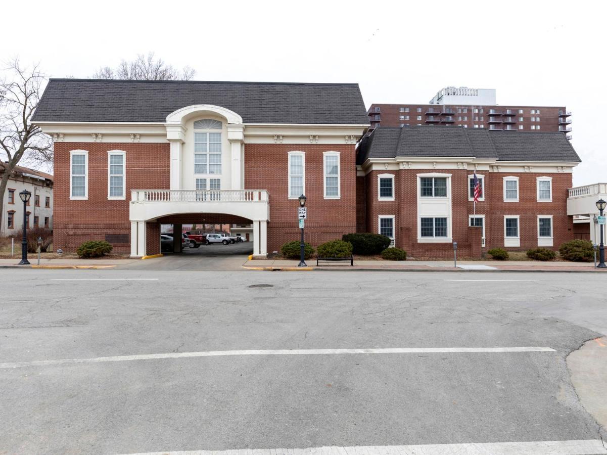 Mansion View Inn & Suites Springfield Exterior photo